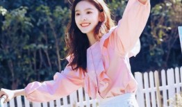 圈内爆料章若楠背景图